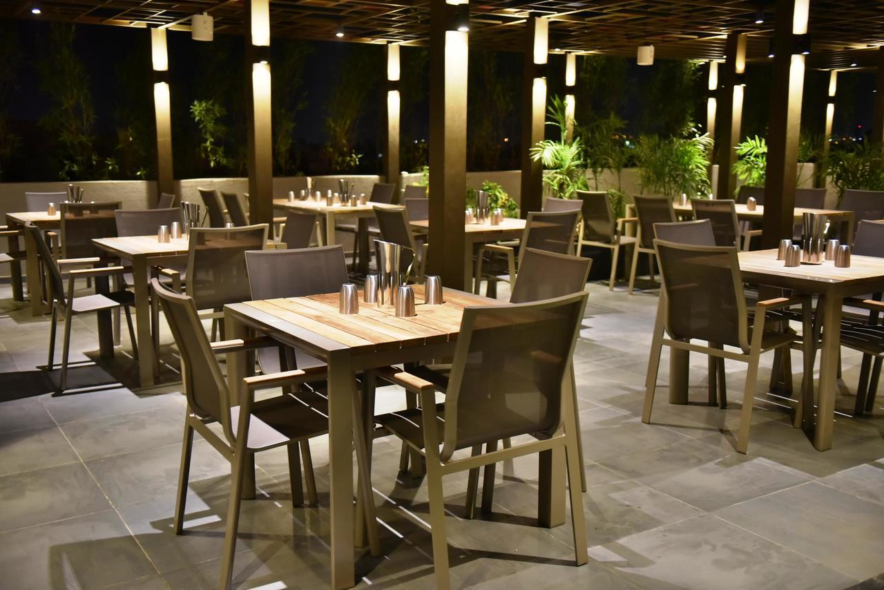 The Panchvati Hotel Rajkot Buitenkant foto
